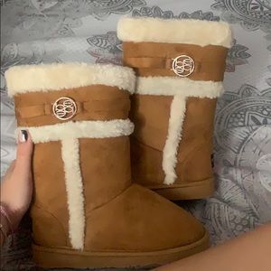 bebe brand boots never used size 13